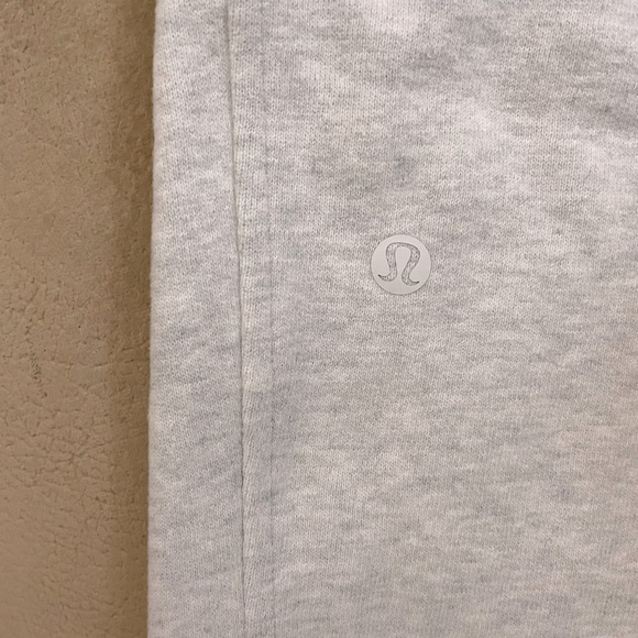 Lululemon Scuba High Rise Relaxed Joggers Heathered Light Gray Size 4 - Picture 9 of 9